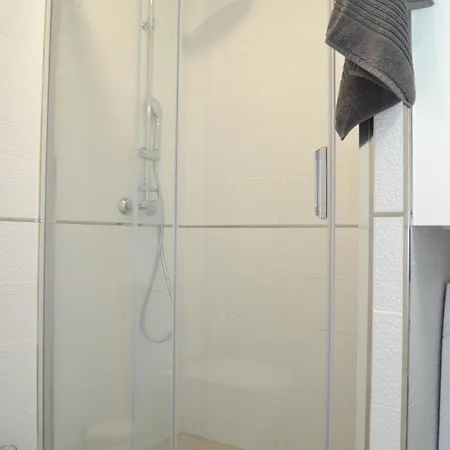 Listen The Bay - 230 *